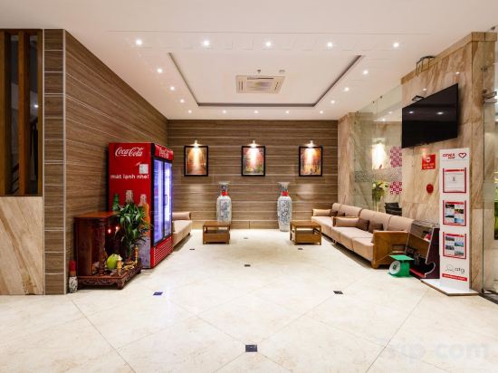 Фото Maple Leaf Hotel & Apartment