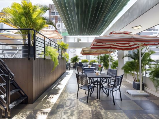 Фото Maple Leaf Hotel & Apartment