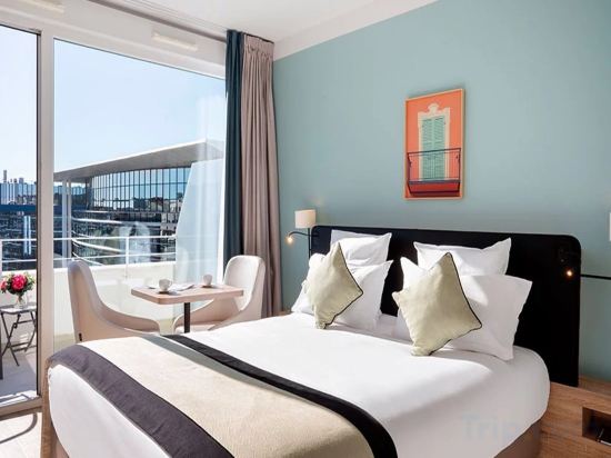 Фото Residhome Nice Aéroport