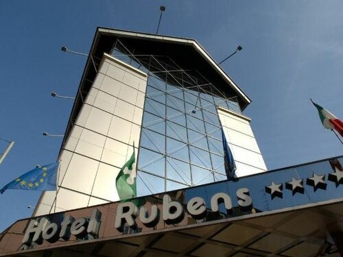 Внешний вид отеля C-hotels Rubens в Милане, фото 4