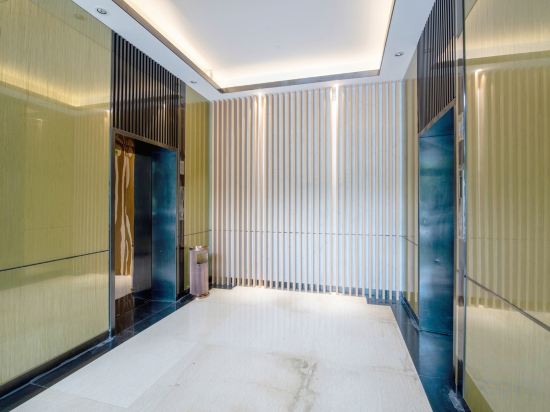 Фото Hejing Hotel (ShenzhenFutianPort Convention and Exhibition Center Store)