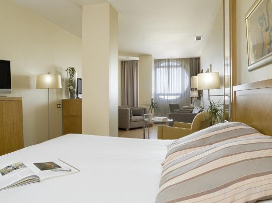 Фото Hesperia A Coruña Centro