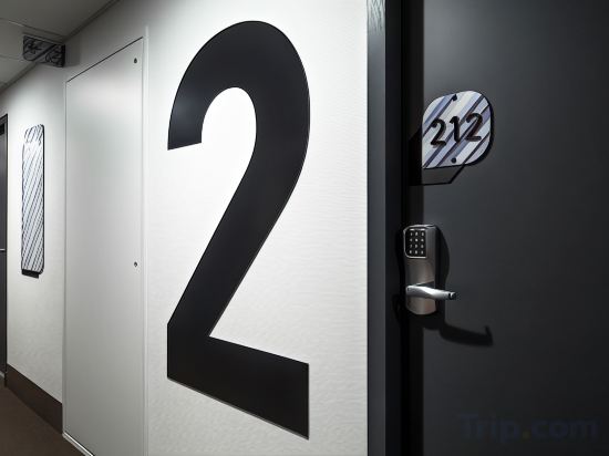 Фото B&b Hotel Compiègne