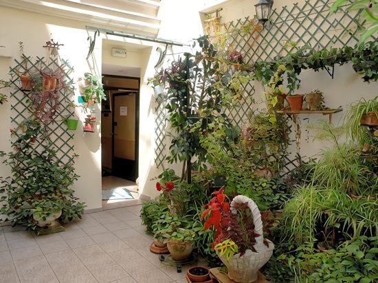 Фото Hotel Transcontinental