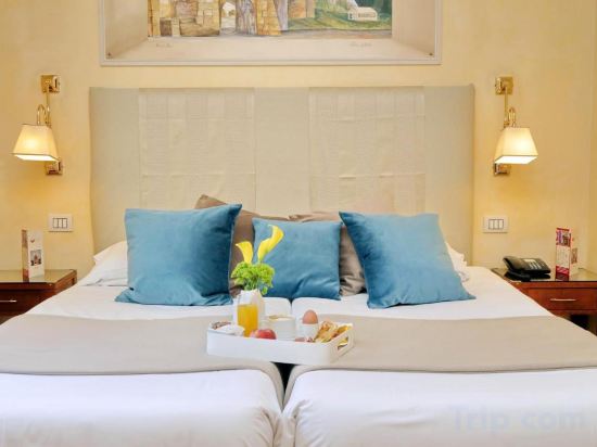 Фото Hotel Camelia