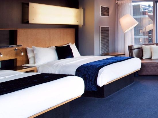 Фото W Boston, a Marriott Hotel