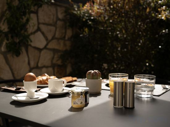 Фото Elle Boutique Hotel