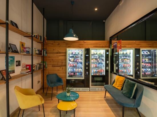 Фото The Central House Barcelona Gracia - Hostel