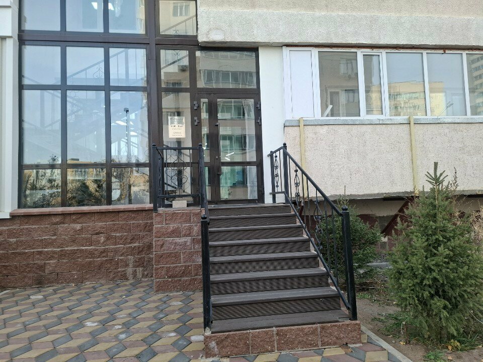 Foreign language courses Windsor, Astana, photo