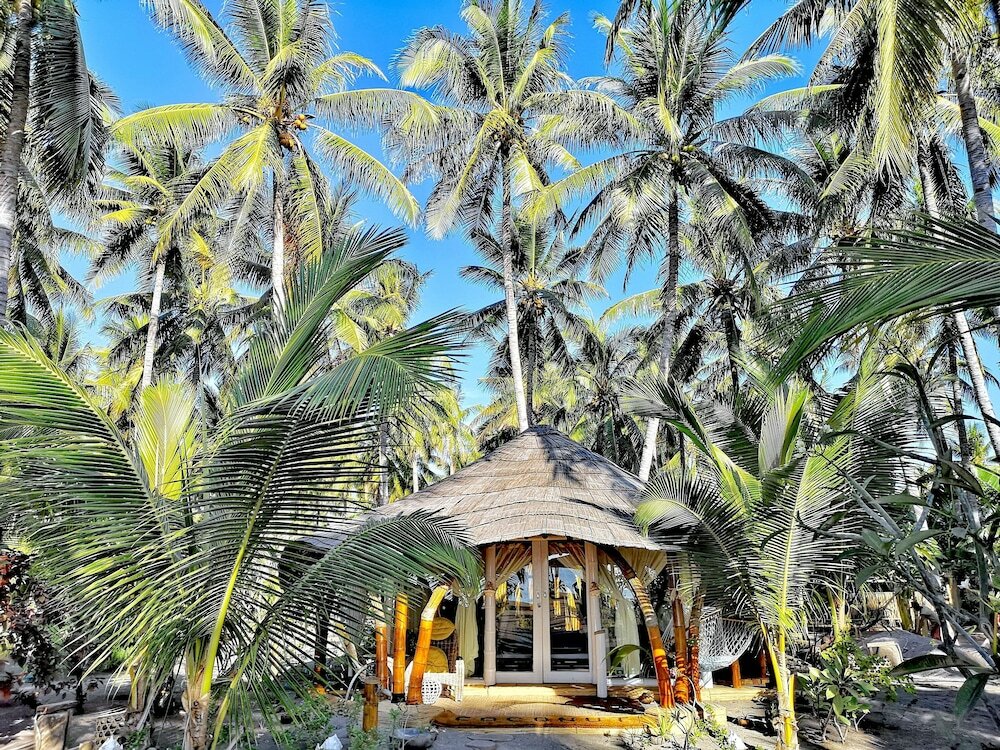 Фото Coconut Garden Beach Resort