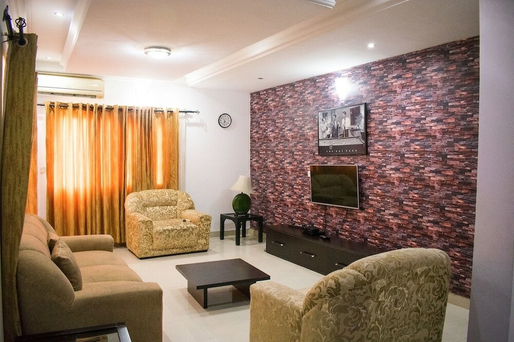Фото Sugarland Apartments Ikoyi