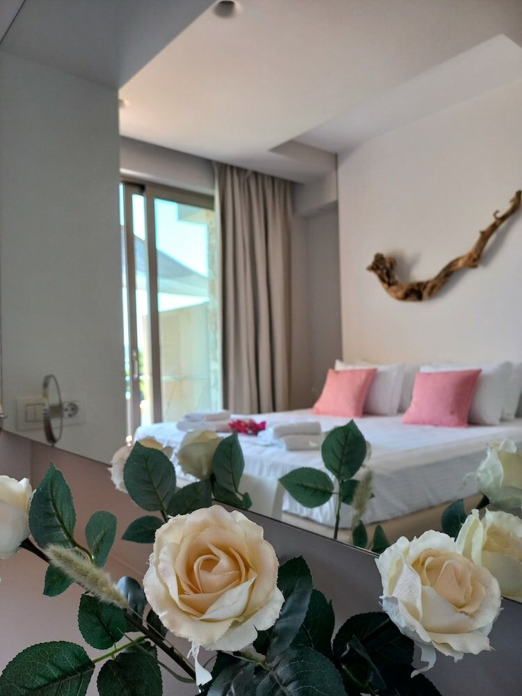 Фото Core Luxury Suites