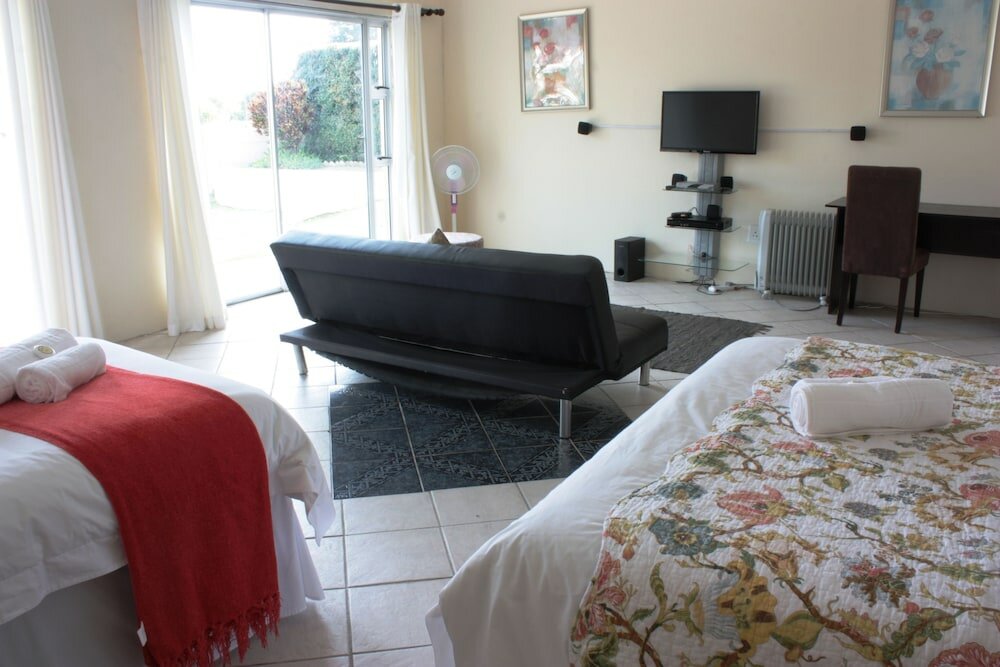 Фото Sunnyridge Lodge