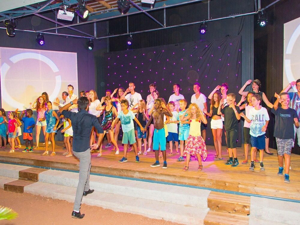 Фото Sunrise Village Beach