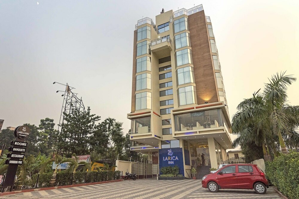 Фото Regenta Inn Larica