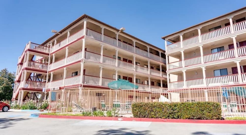 Фото Heritage Inn La Mesa