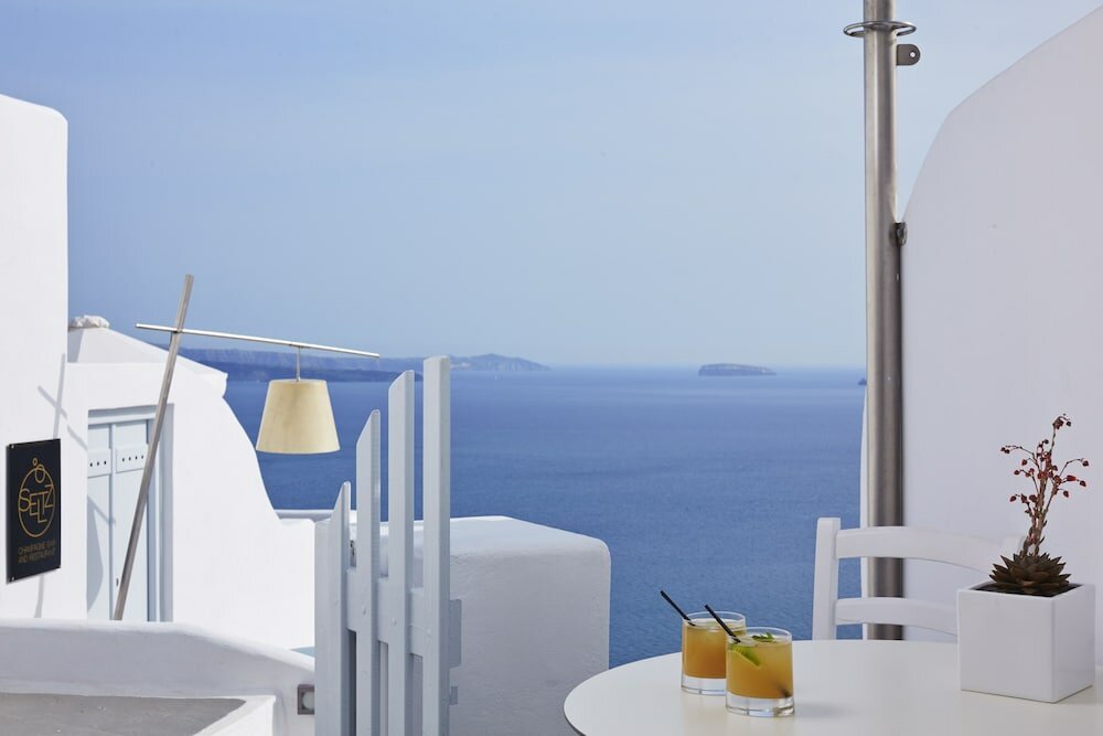 Фото Katikies Santorini - The Leading Hotels Of The World