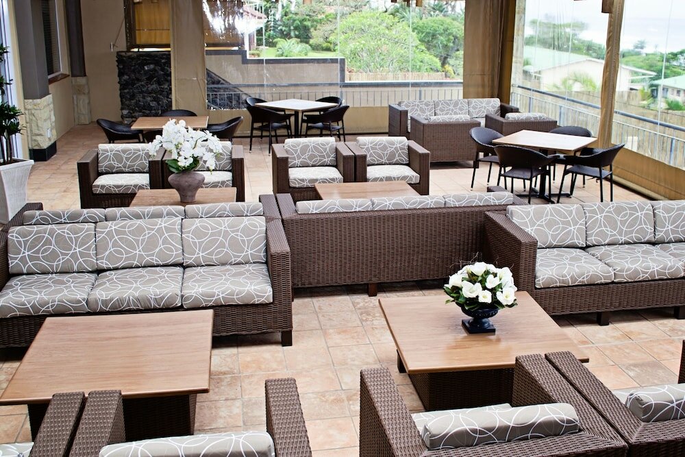 Фото Umthunzi Hotel & Conference