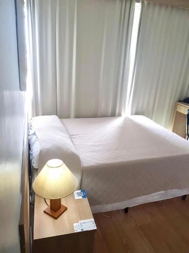 Фото Dan Inn Express Porto Alegre