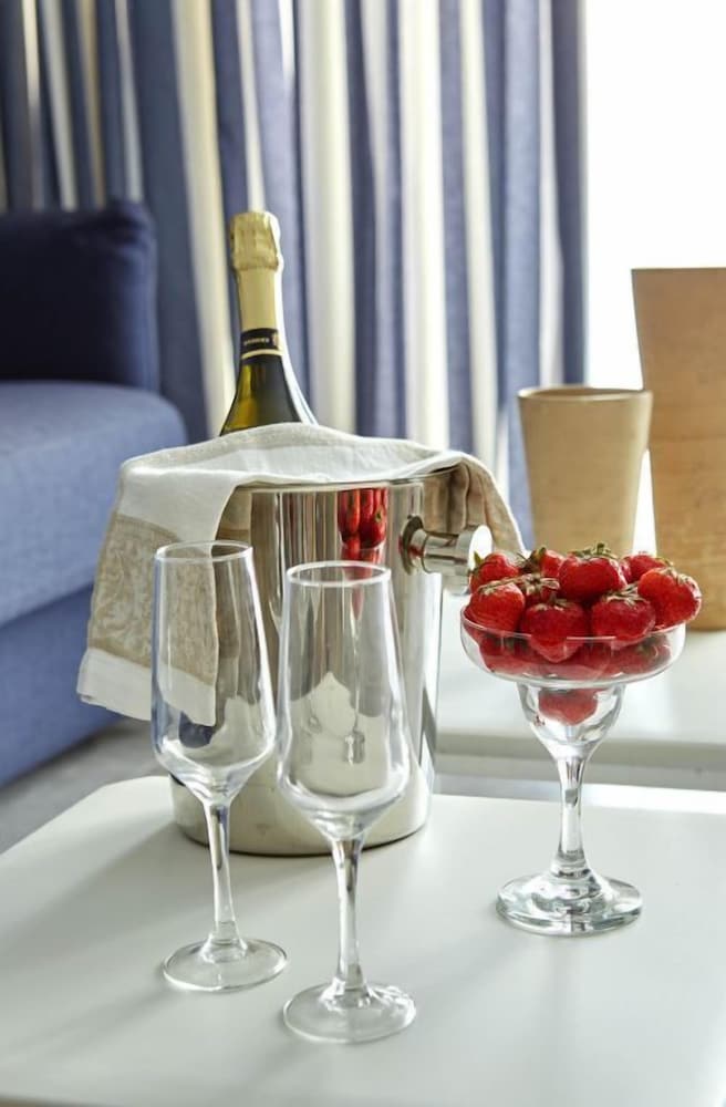 Фото Mystery Skiathos Luxury Residence