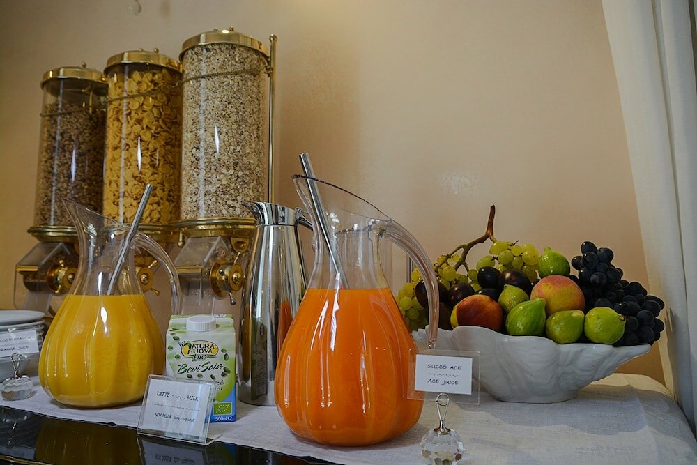 Фото Hotel Lilium