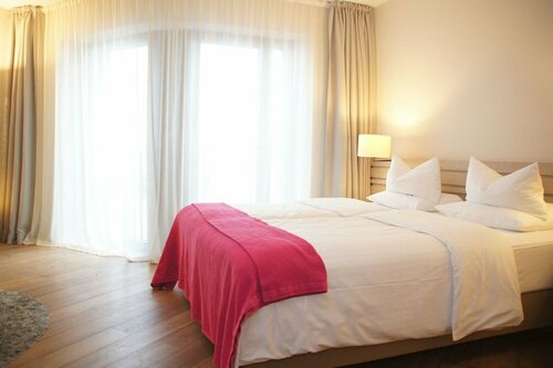 Hotel Traditionshaus by Zollenspieker Fährhaus, Earth, photo