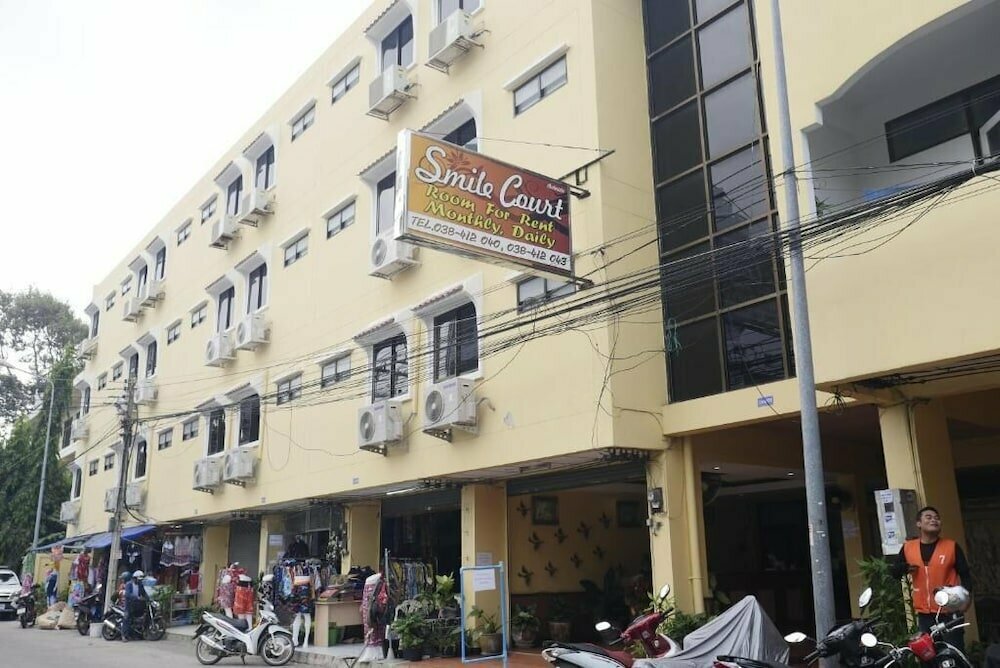 Hotel Smile Court Pattaya, Pattaya, photo