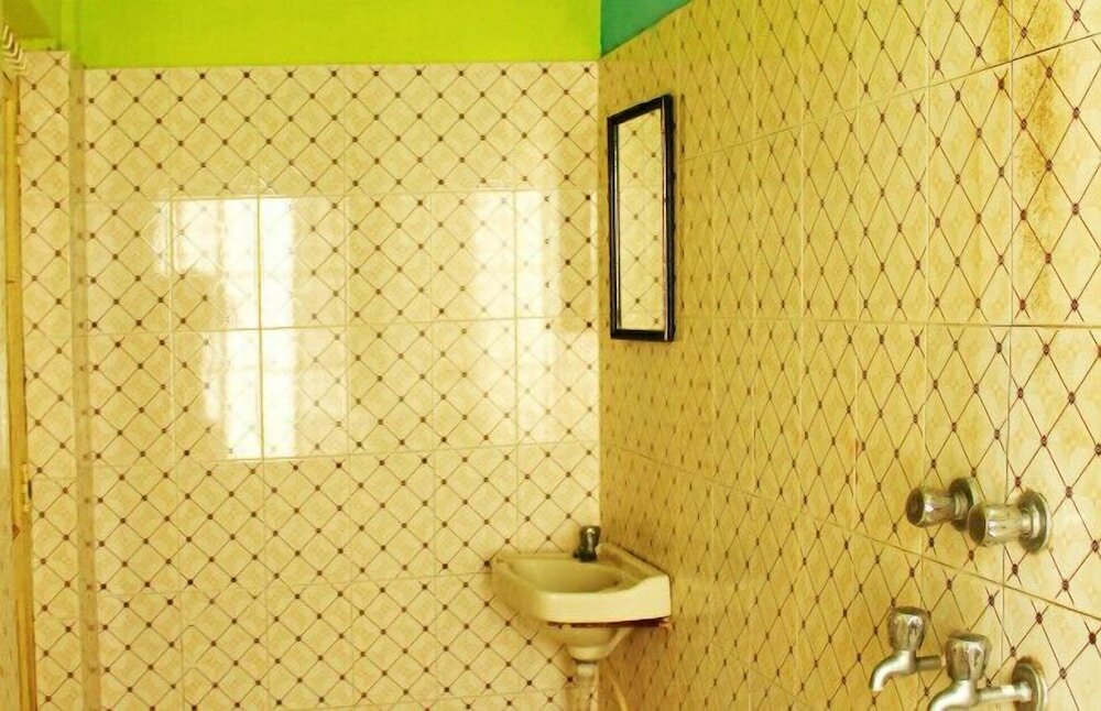 Фото Hotel Hanuman Ghat