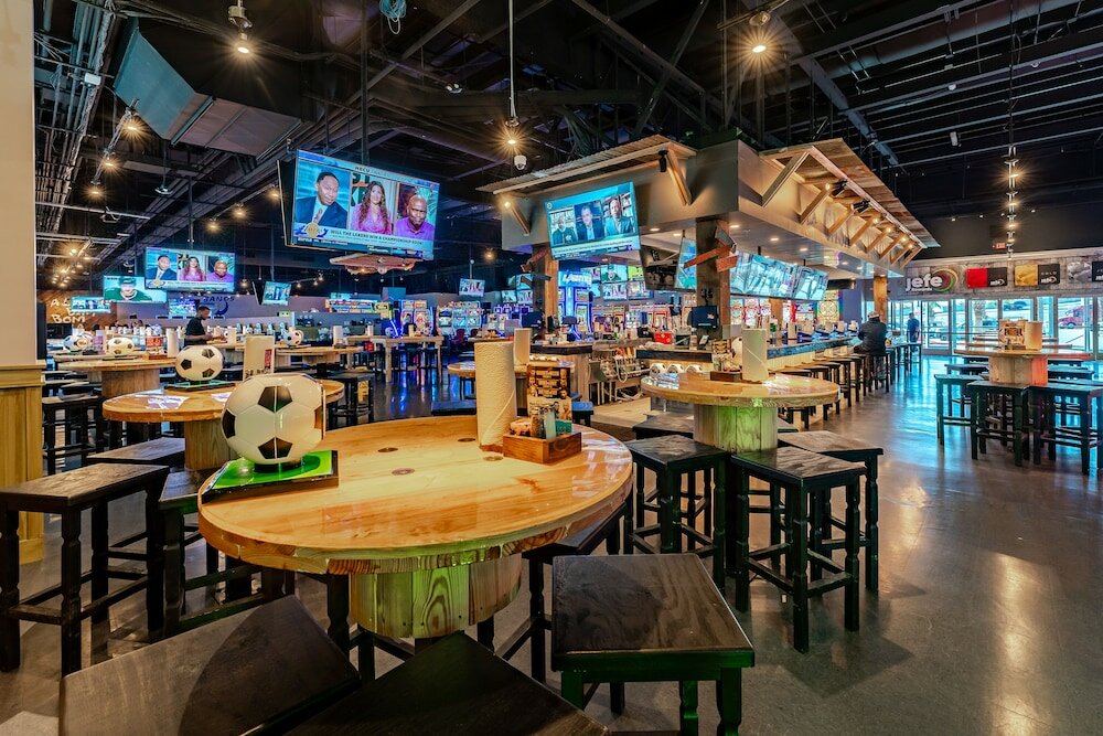 Фото Lucky Club Casino and Hotel