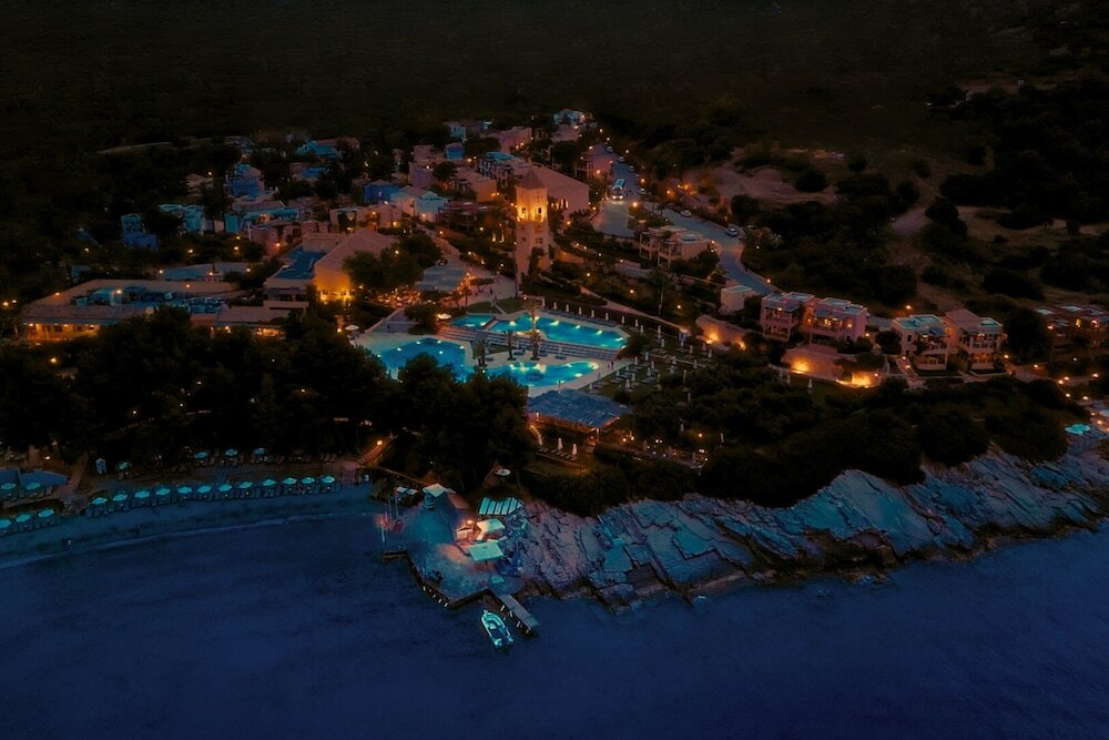 Фото Candia Park Village