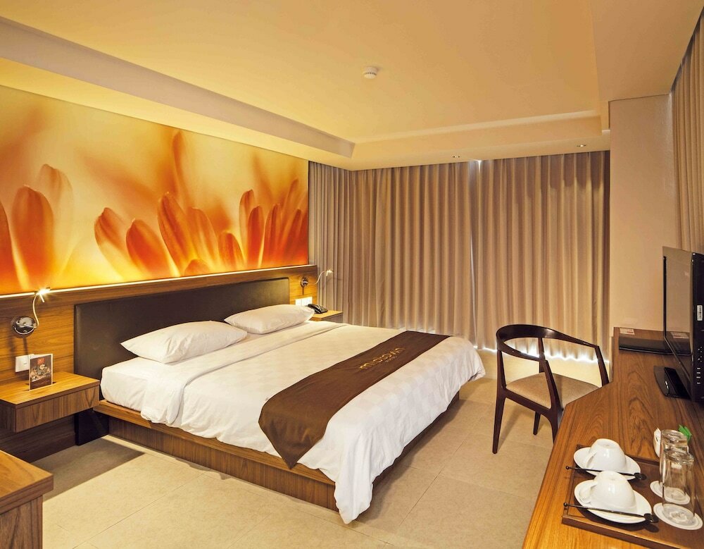 Фото Midtown Hotel