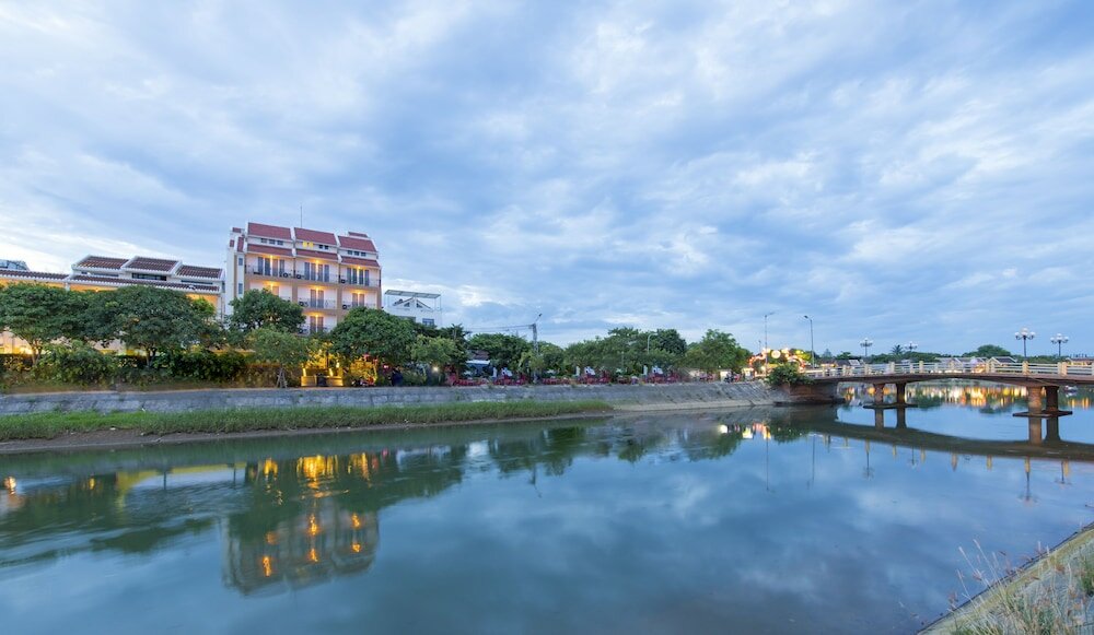 Фото River Suites Hoi An Hotel