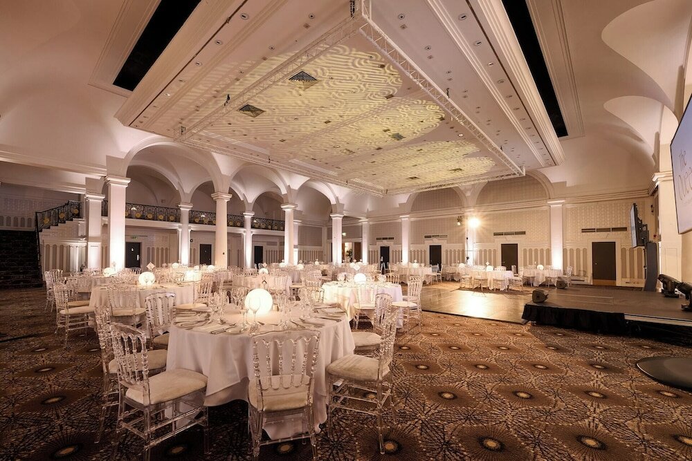 Фото The Queens Hotel