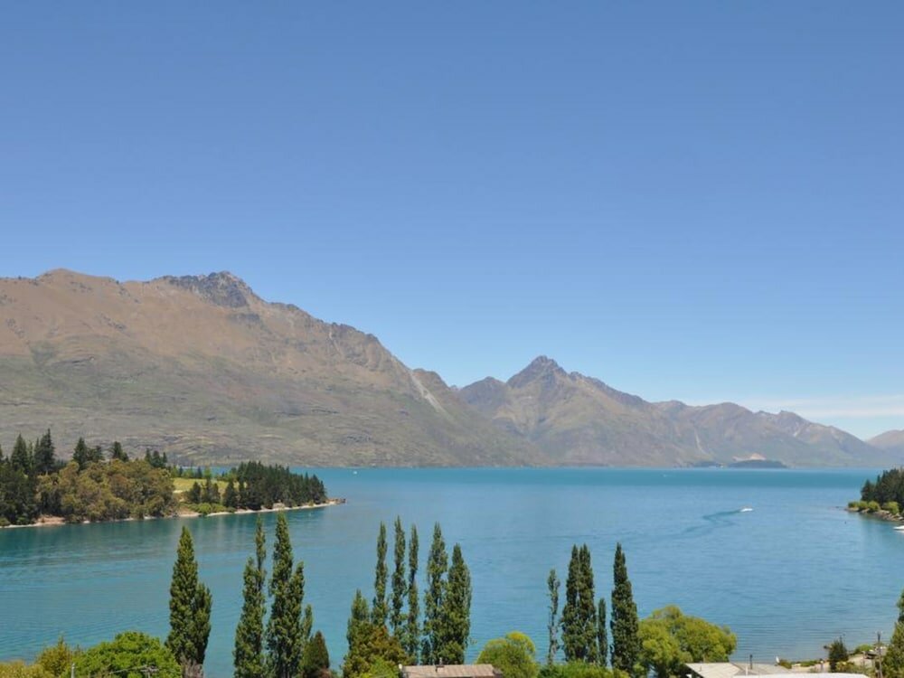 Фото Earnslaw Lodge