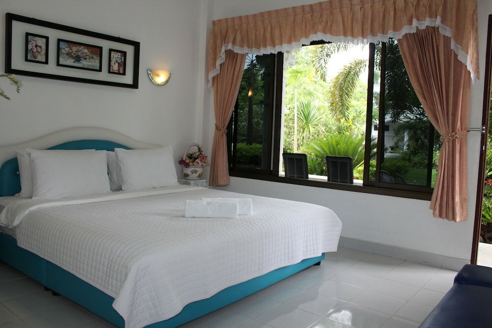 Фото White Elephant Resort