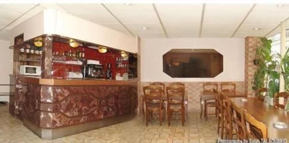 Фото Hotel Jarry