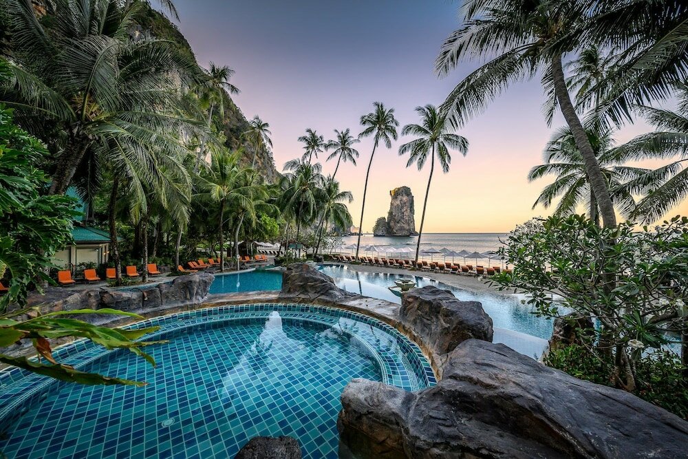 Фото Centara Grand Beach