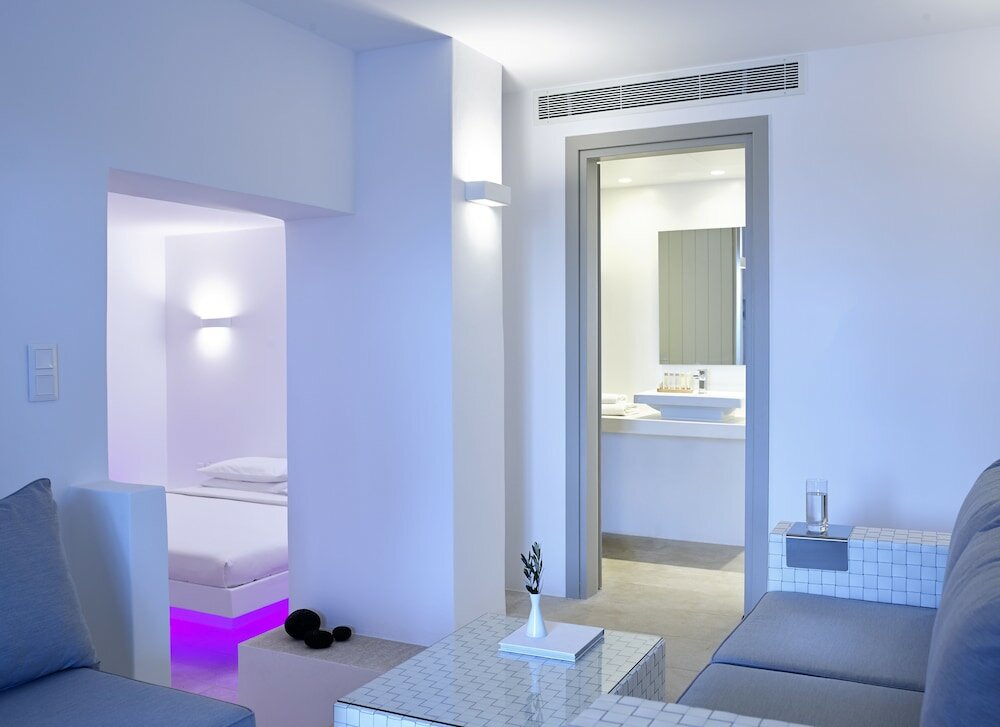 Фото Aurora Luxury Suites