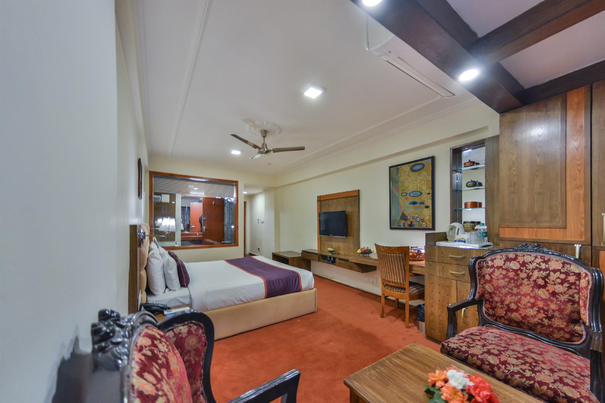 Фото Batra Hotel