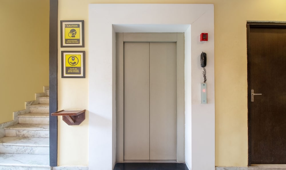 Фото Capital O 35409 Hotel Megh Niwas