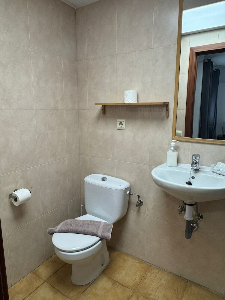 Фото Hostal La Mar