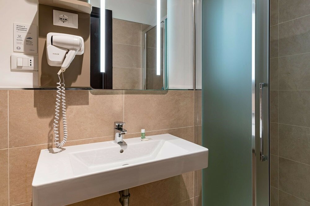 Фото B&b Hotel Roma Pietralata Tiburtina