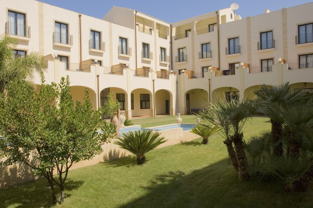 Фото Mahara Hotel & Wellness