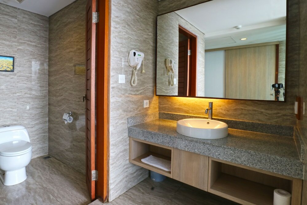 Фото Aquarius Star Hotel