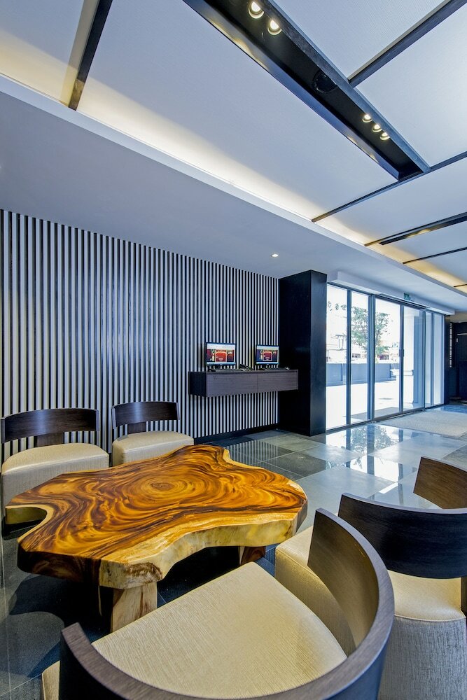 Фото Hotel 81 Premier Star