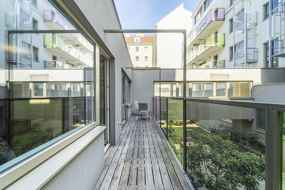 Фото Pakat Suites Hotel