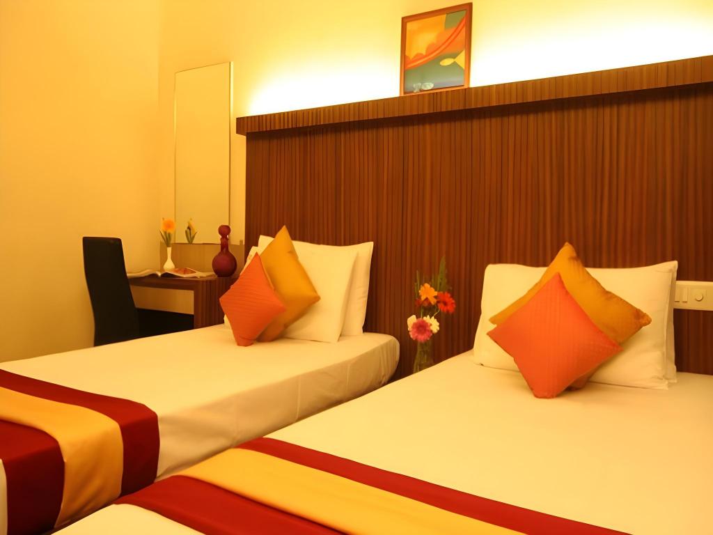 Фото Hotel Ratna Palace Residency
