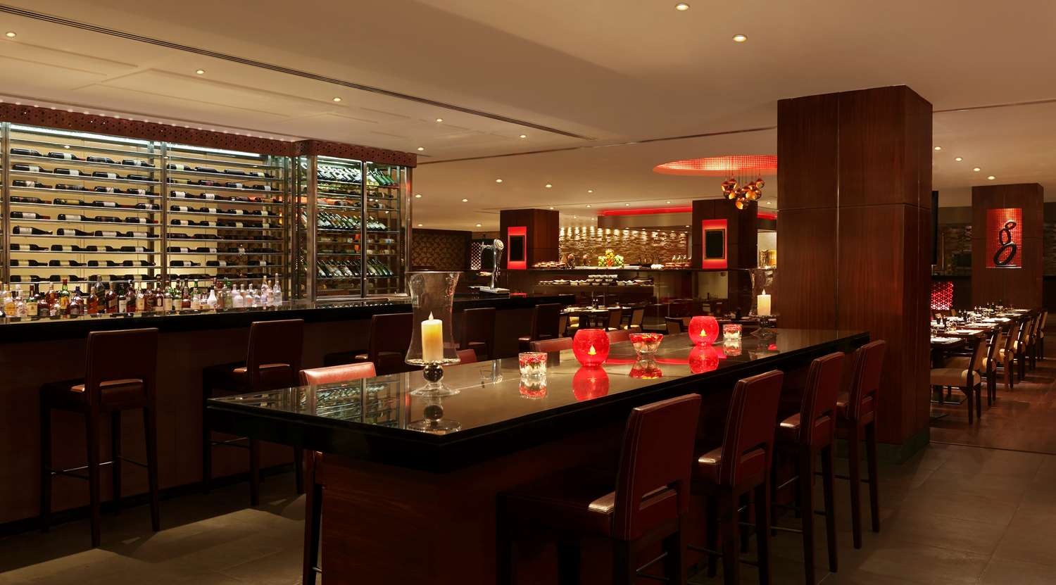 Фото Hilton Garden Inn New Delhi/Saket