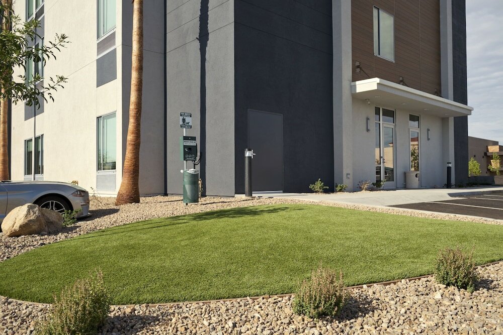 Фото Springhill Suites by Marriott Las Vegas Airport