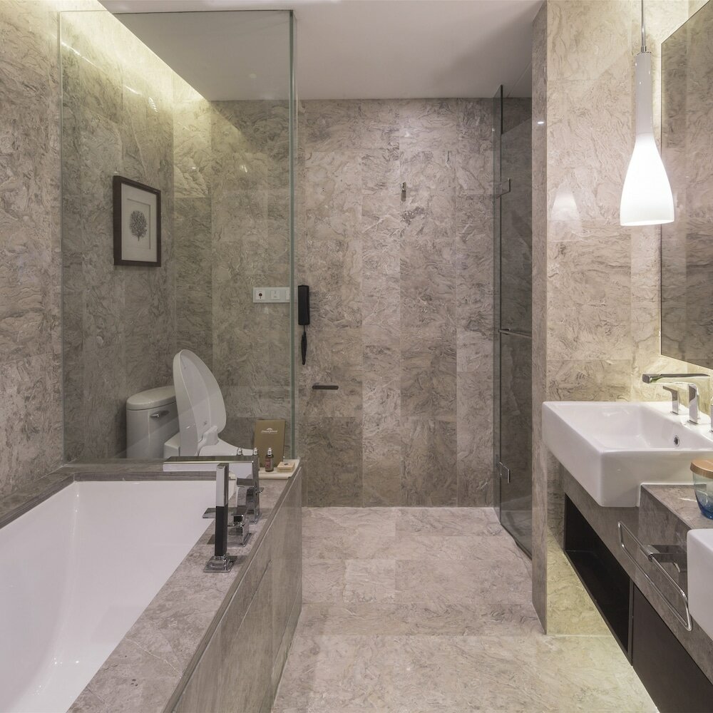 Фото Howard Johnson Pearl Plaza Wuhan